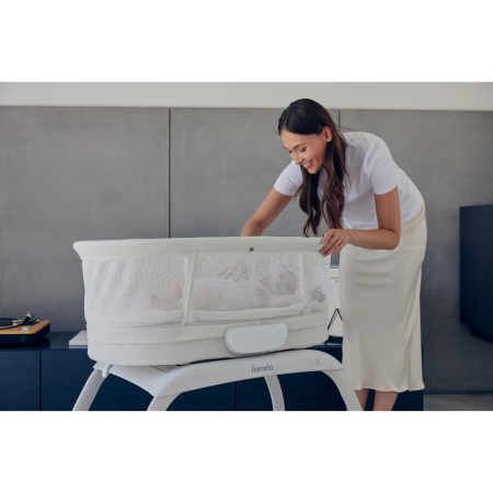 Patut balansoar, Lionelo, Coral, cu landou ergonomic detasabil, Functie de balansare integrata, Functie de cantar, Sunete si cantece de leagan, cu roti, Panou tactil sau telecomanda, 0-9 kg,  Alb [29]