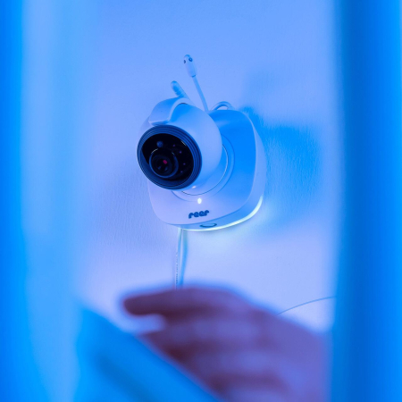 Video monitor digital pentru bebelusi cu camera rotativa si urmarire inteligenta a miscarii, REER BabyCam XL 80440 [3]