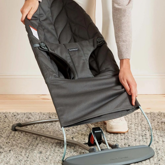 BabyBjorn - Balansoar Bliss Anthracite cu aspect delicat de petala, tesatura matlasata [3]