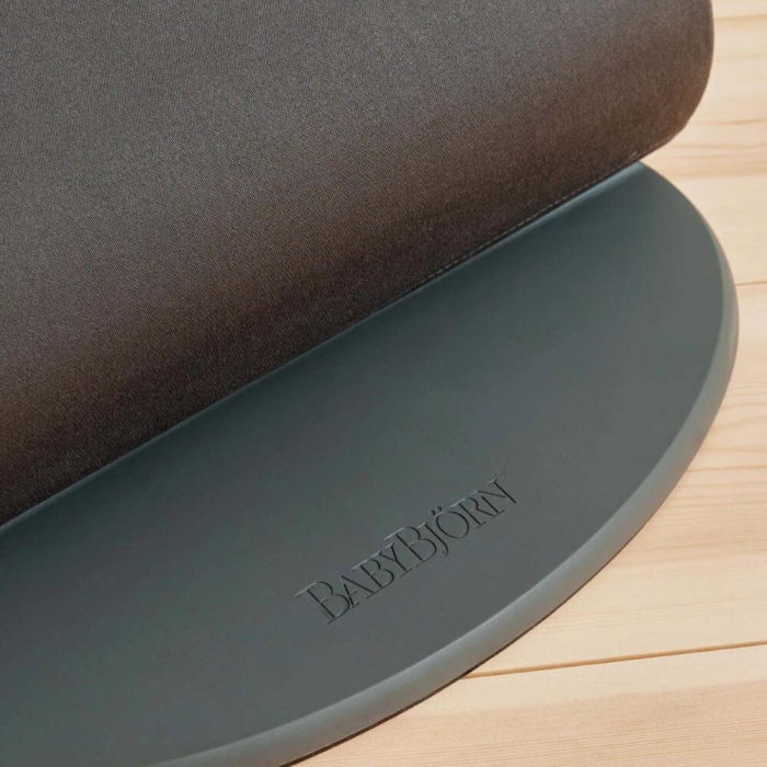 BabyBjorn - Balansoar Bliss Anthracite cu aspect delicat de petala, tesatura matlasata [2]