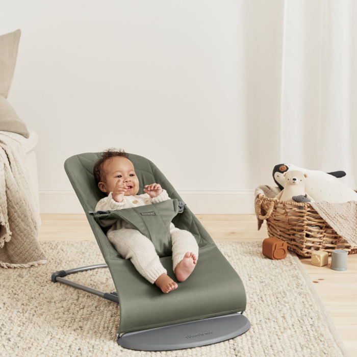 BabyBjorn - Balansoar Bliss Dark Green cu aspect delicat de petala, tesatura matlasata [6]