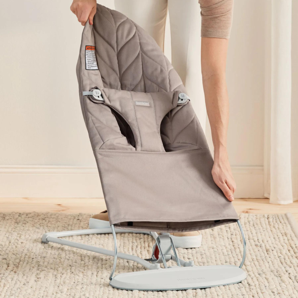 BabyBjorn - Balansoar Bliss Sand Gray cu aspect delicat de petala, tesatura matlasata [6]