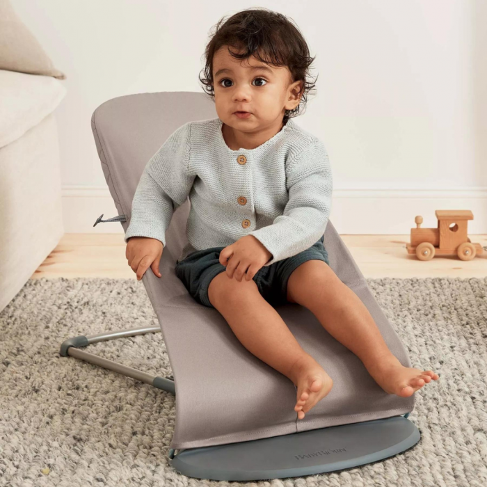 BabyBjorn - Balansoar Bliss Sand Grey din tesatura matlasata cu aspect Clasic [4]