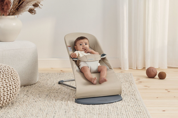 Balansoar  BabyBjorn Balance Soft Khaki cu detalii Beige, Bumbac [4]