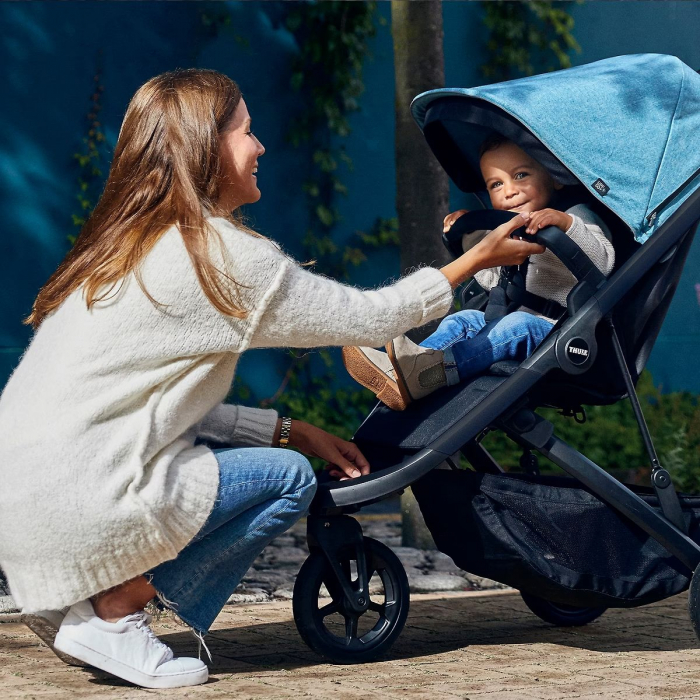 Carucior Thule Spring cu cadru negru + Copertina Thule Canopy GREY MELANGE [10]