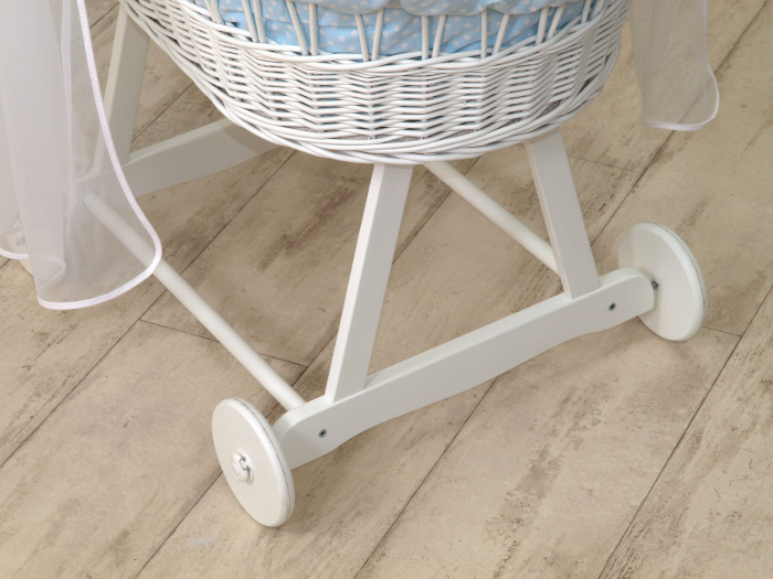 Cos bebe cu suport pe roti, saltea, lenjerie si baldachin, Bear Heart Blue [3]