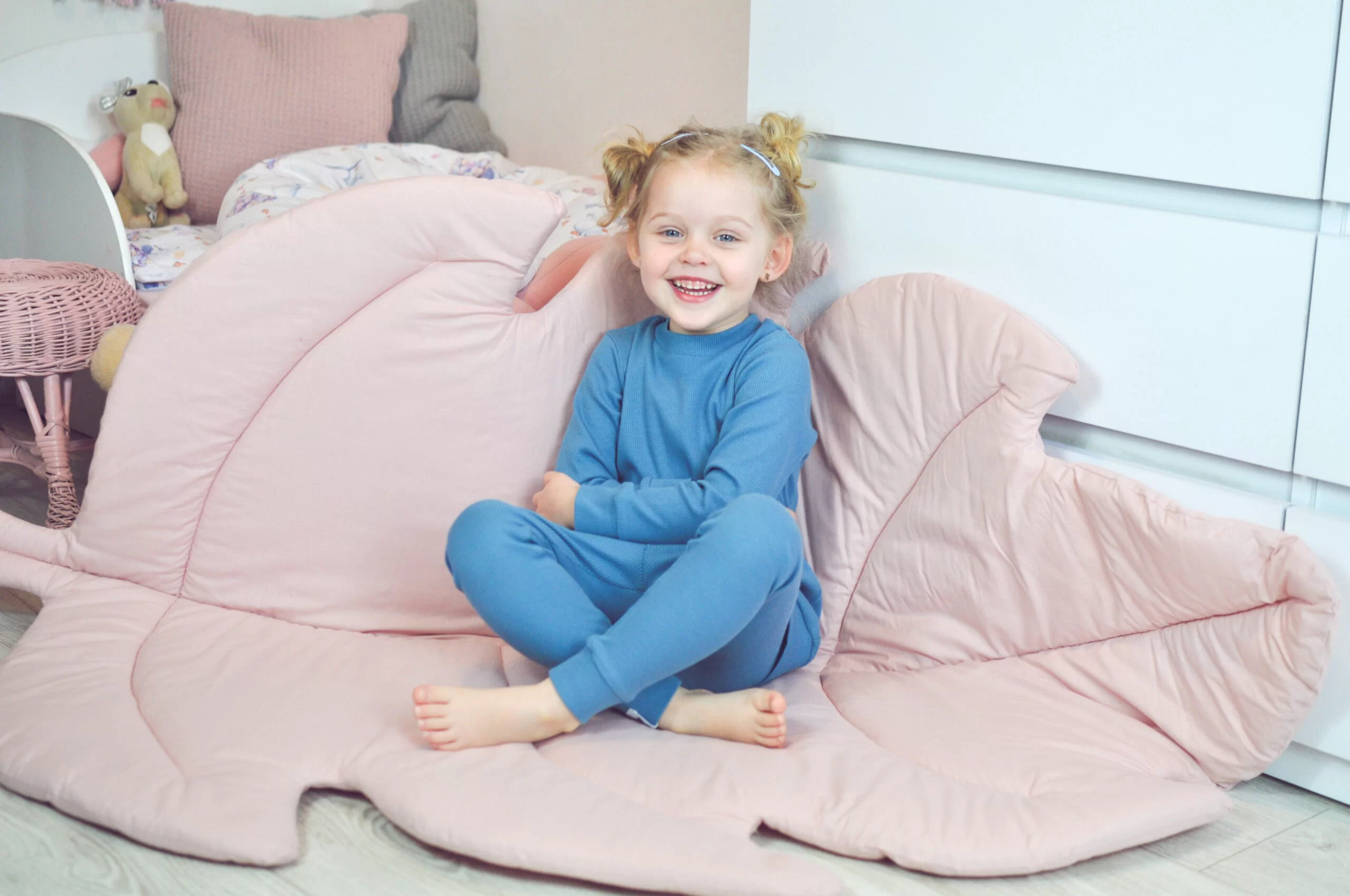 Covoras de joaca termic Frunza Pure Rose 150x105x5cm, pliabil, bumbac 100% si umplutura antialergica BabySoft  , protectie impotriva loviturilor [4]