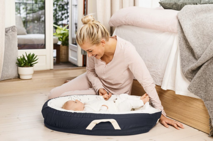 Cuib pentru bebelusi Baby Nest Voksi® Premium Dark Grey-Flying [5]