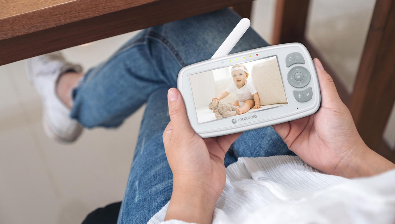 Dispozitiv de monitorizare video pentru bebeluși, Motorola VM34 [3]