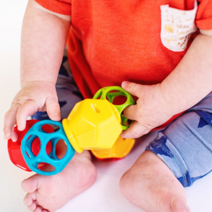 Jucarie Clicky Twister™ Easy-Grasp Rattle Oball [7]