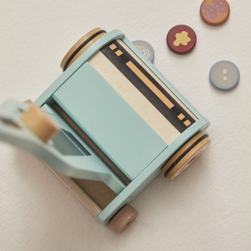 Jucărie din lemn, Aspirator [3]