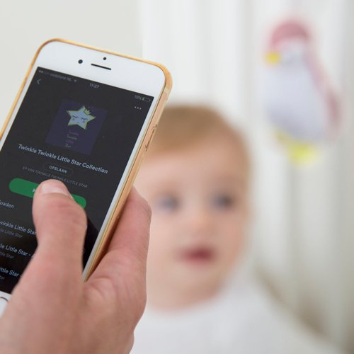 Jucarie Muzicala si Lampa de Veghe Zazu Kids Zoe Gri [4]