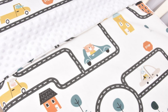 Lenjerie 3 piese model Masinute in oras Minky alb - 120*60 [3]