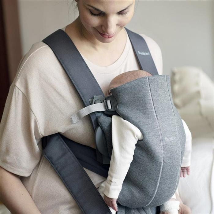 Marsupiu  BabyBjorn anatomic Mini, cu pozitii multiple de purtare Dark Grey, 3D Jersey [5]