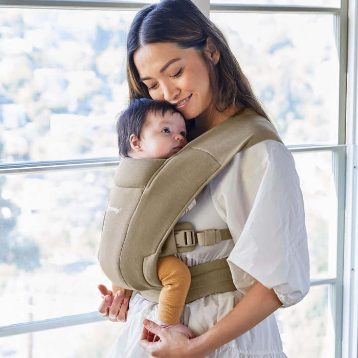 Marsupiu Ergobaby Embrace Olive [2]