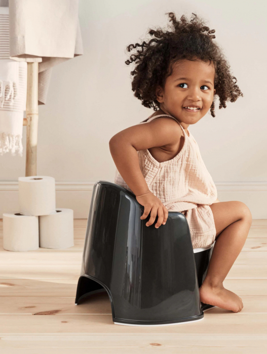 BabyBjorn Olita cu protectie spate Potty Chair Black/White [4]