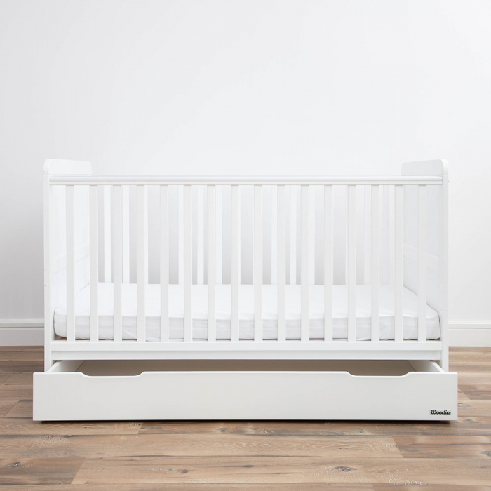 Patut din lemn masiv, transformabil pentru bebe si junior, Clasic Alb 140 x 70 cm [9]