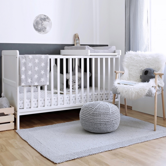 Patut din lemn masiv, transformabil pentru bebe si junior, Clasic Alb 140 x 70 cm [5]