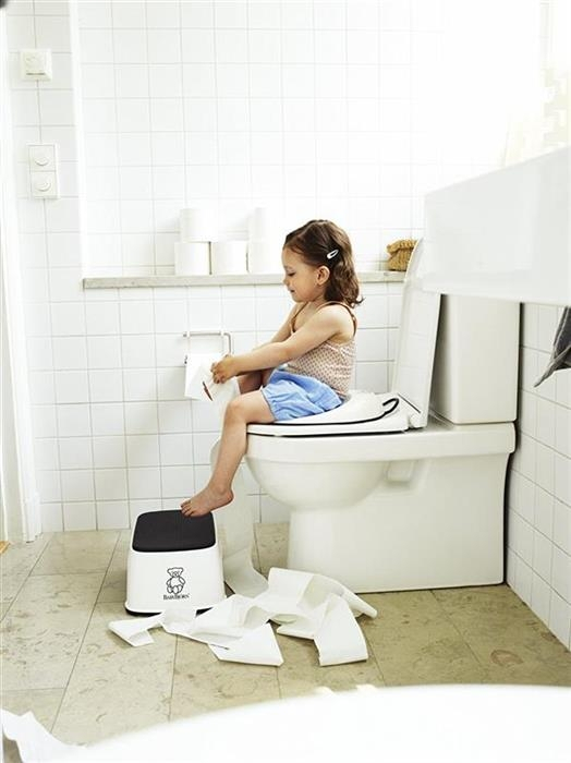 Reductor pentru toaleta BabyBjorn Toilet Training Seat White [3]