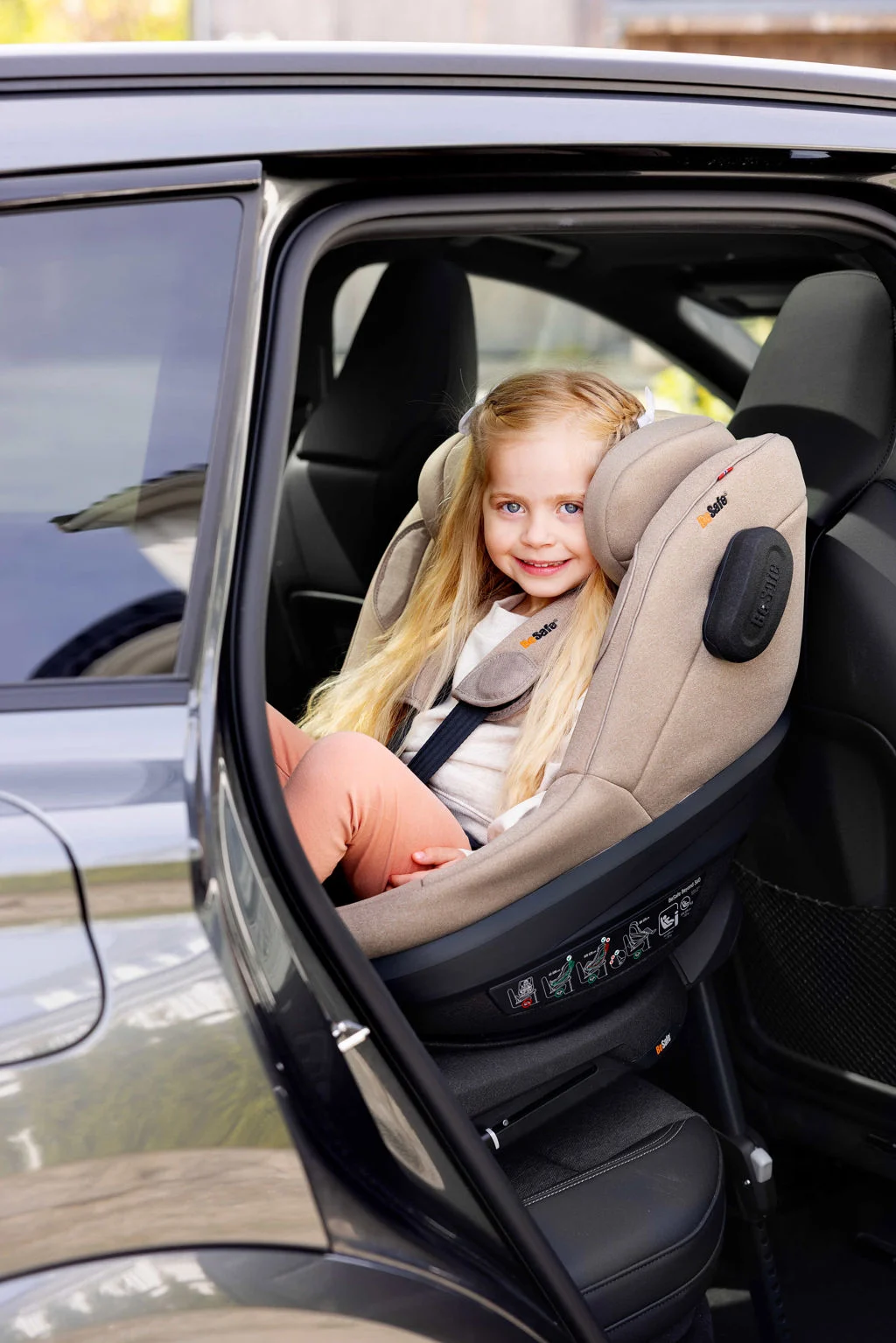 Scaun auto copii Beyond² 360 - dark sand [6]