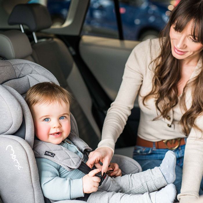 Scaun auto, MoMi AXO, Sistem de prindere cu centura auto, Insertie bebelusi, Tetiera reglabila, Husa detasabila, Carcasa durabila, Centura in 5 puncte [5]