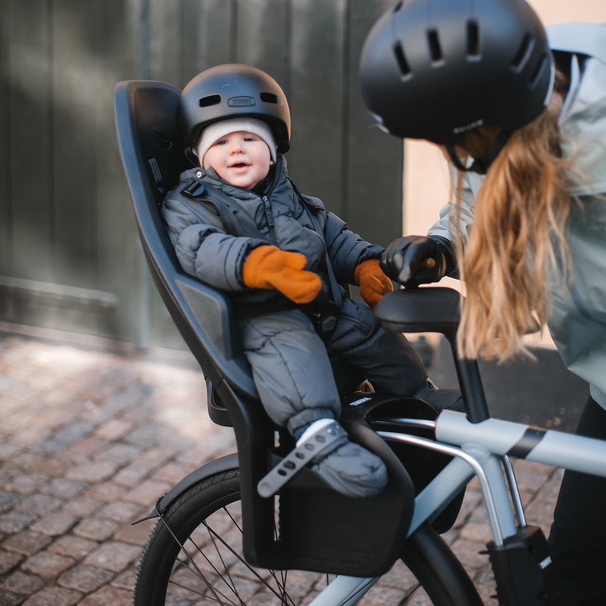 Scaun pentru copii, cu montare pe bicicleta in spate - Thule Yepp 2 Maxi Frame mounted, Fennel Tan [5]