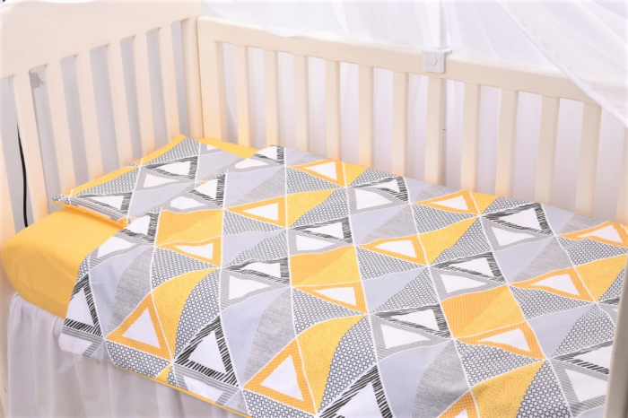 Set complet lenjerie si aparatori patut 60x120 cm Triunghiuri [3]