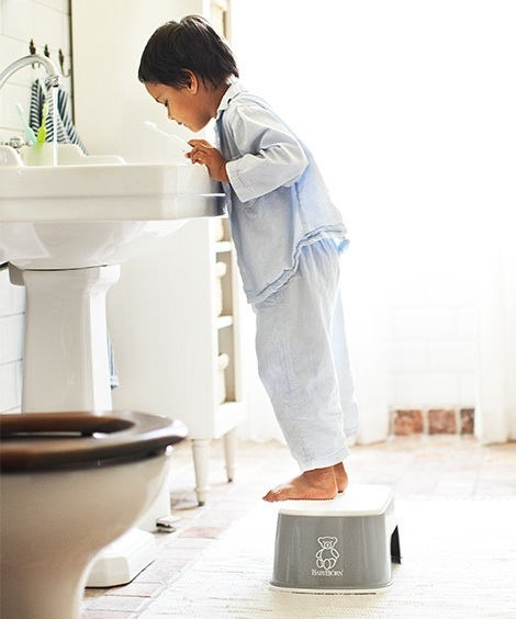 Treapta inaltator pentru baie Step Stool Green [2]