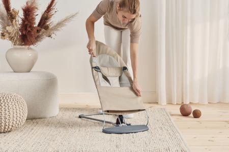 Balansoar  BabyBjorn Balance Soft Khaki cu detalii Beige, Bumbac [6]