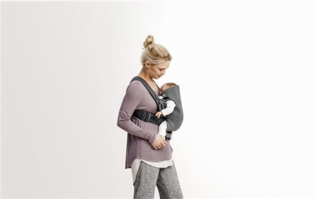 Marsupiu  BabyBjorn anatomic Mini, cu pozitii multiple de purtare Dark Grey, 3D Jersey [7]