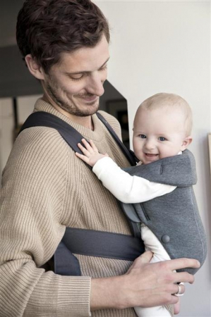 Marsupii - Marsupiu  BabyBjorn anatomic Mini, cu pozitii multiple de purtare Dark Grey, 3D Jersey