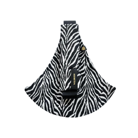 BEBE LA PLIMBARE - Marsupiu  Wildride pentru toddler Model: Black Zebra de l a 9 luni