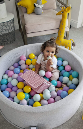 Piscina uscata cu 250 de bile (Babyblue, Mint, Pastel roz, Lila)  Rainbow, 90x30 cm [3]