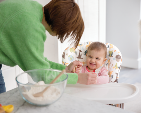 Scaun de masa JOIE  Mimzy Snacker Alphabet [5]