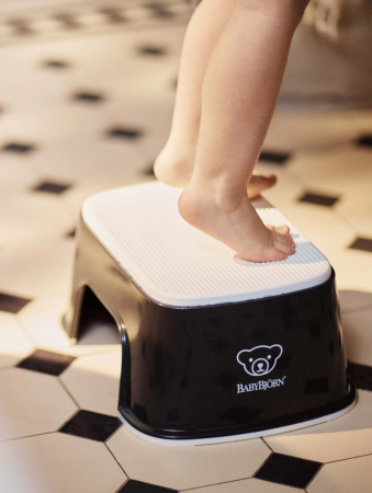 Treapta inaltator pentru baie – Step Stool – Black / White [2]