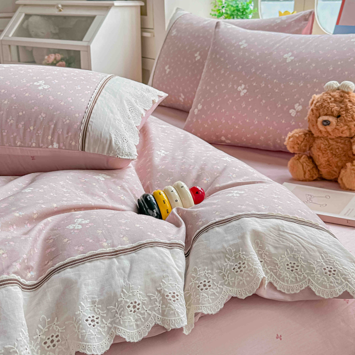 Lenjerie de pat bumbac 100% cu Elastic si broderie,4 piese roz cu floricele albe și detalii dantelate-BJ9 [3]