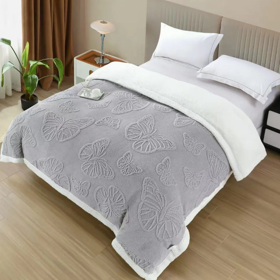 Patura Cocolino cu Blanita si fermoar 200x230 cm, gri cu fluturi în relief-BT2 [1]
