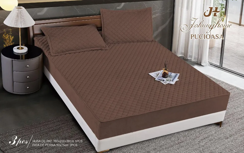 Huse tip Topper 180x200 - Husa tip Topper cu elastic din catifea 180x200, matlasat discret maro-BB15