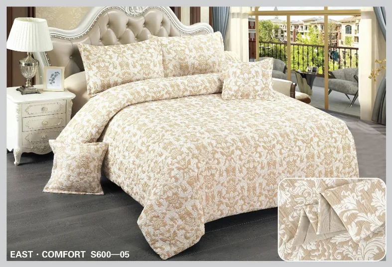 Lenjerii Creponate - Lenjerie de pat Creponata,Pat dublu,cu Elastic, bej cu model floral alb-S605