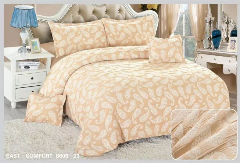 Lenjerii Creponate - Lenjerie de pat Creponata,Pat dublu,cu Elastic, crem cu motive paisley alb-S623
