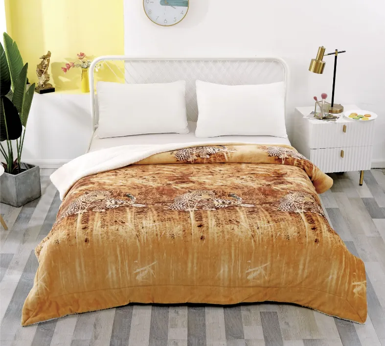 PATURI COCOLINO - Patura Groasa Cocolino cu Blanita, covor galben cu alb si motive maronii-NR22