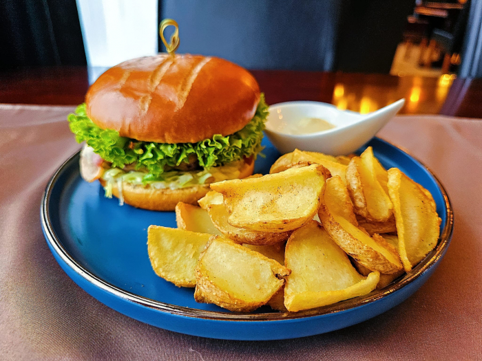 Thalia Beef Burger [3]