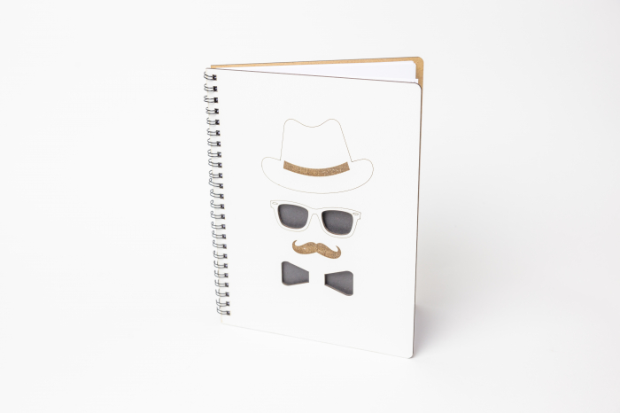 Agenda a5 mdf decupata Gentleman [2]