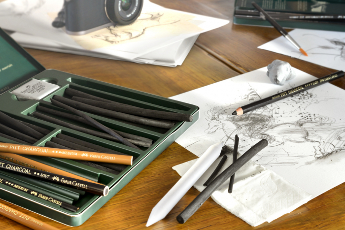 CUTIE 4 BUCATI CARBUNE NATURAL PITT MONOCHROME 9-15 MM FABER-CASTELL [2]