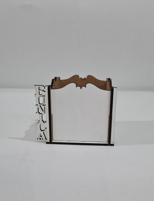 Cutiuta martisor mdf alb bunica [3]