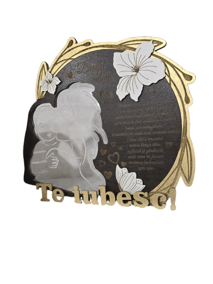 Trofeu personalizat "Te iubesc, mamă!" - un cadou unic și emoționant pentru cea mai specială persoană din viața ta [1]