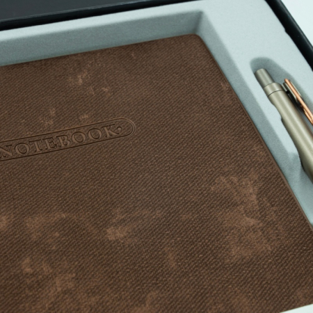 Agenda A5 nedatata + pix 100 pagini, cutie cadou neagra [1]