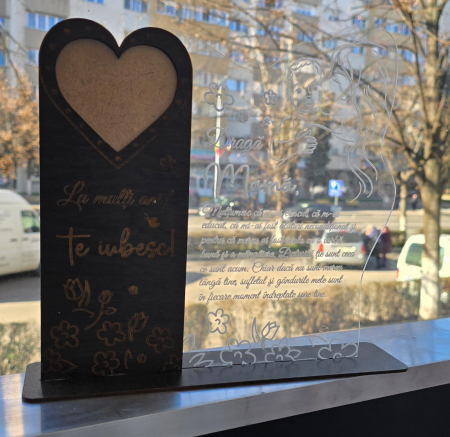 Trofeu personalizat "Te iubesc, mamă!" - un cadou unic și emoționant pentru cea mai specială persoană din viața ta model dreptungi! [2]