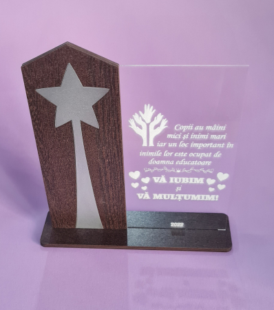 Trofee/ plachete - Trofeu plexiglass model 3 invatator / educator stea argintie