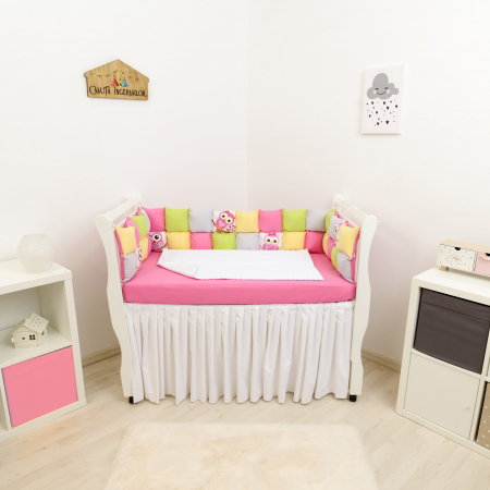 Protectii patut patchwork - Set patut patchwork bufnite roz